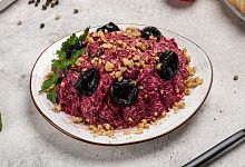 Салат Свекла с чернослив и грец.ор.1 кг